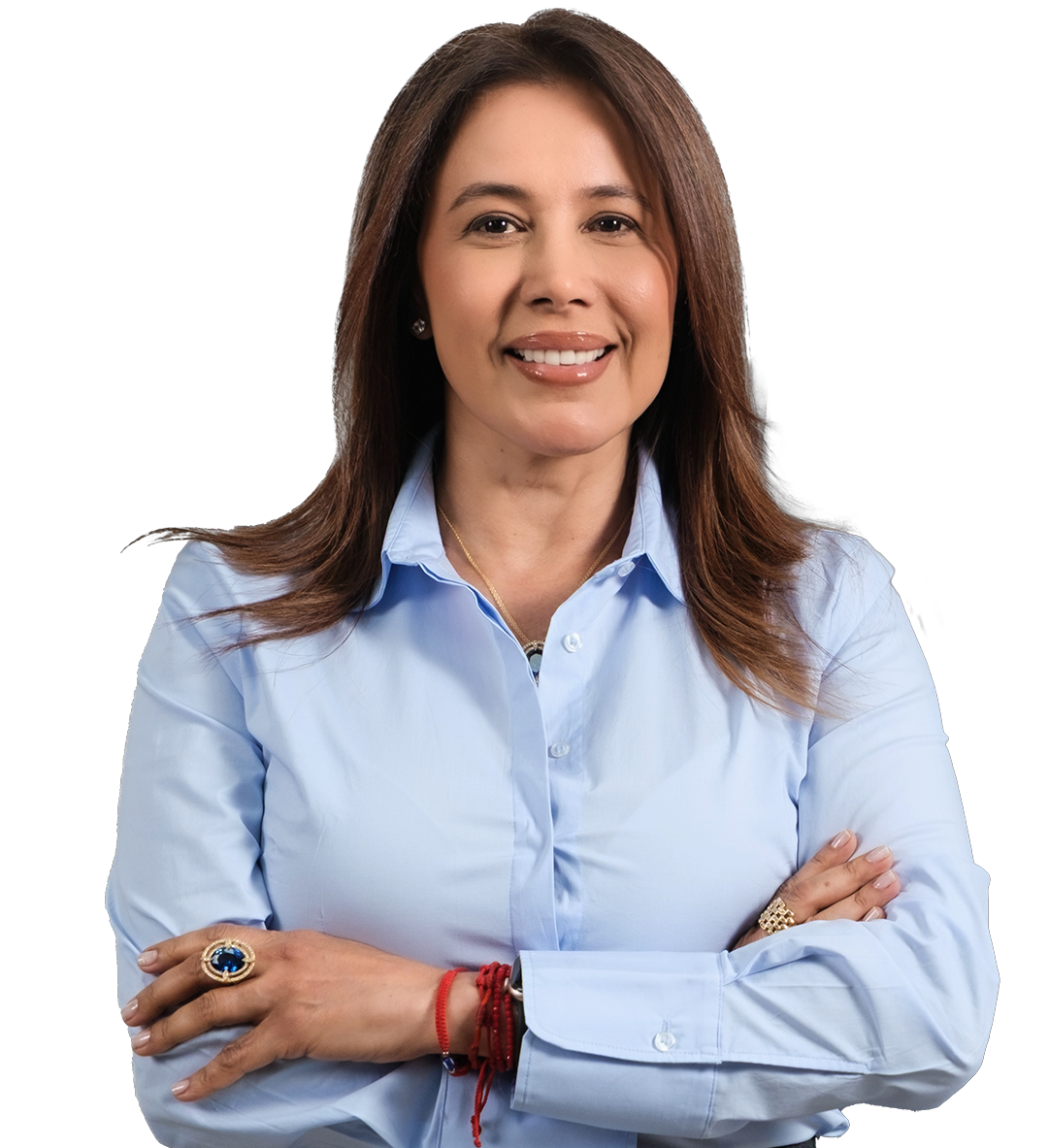 Mujer profesional de brazos cruzados sonriendo